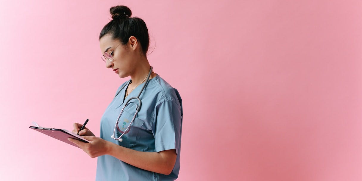Mastering Nurse Scheduling: Top Tools, Software, and Self-Scheduling Benefits for Today's Nursing Staff